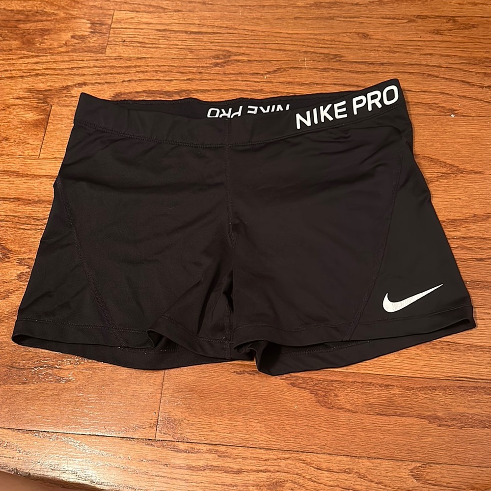 These are nike pro shorts a size Large!